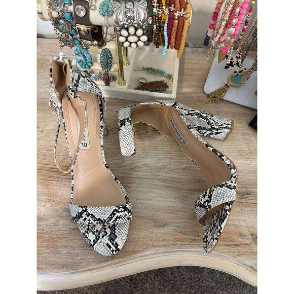Unilady Snakeskin Print Sandal Heels - Picture 1 of 5
